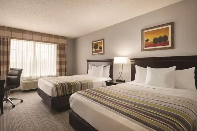 Country Inn Suites By Radisson West Bend Wi