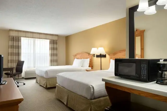 Country Inn Suites By Radisson Grinnell Ia