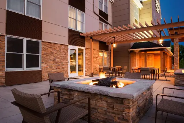 Country Inn & Suites by Radisson, Minneapolis West