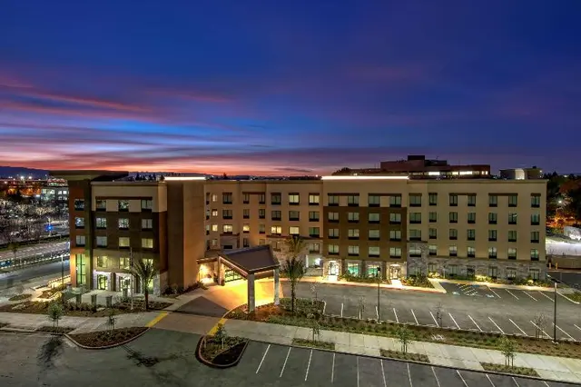 Hampton Inn & Suites San Jose Airport, CA