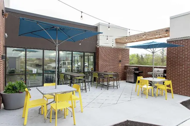 Home2 Suites by Hilton Indianapolis Airport