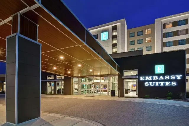 Embassy Suites by Hilton Plainfield Indianapolis A