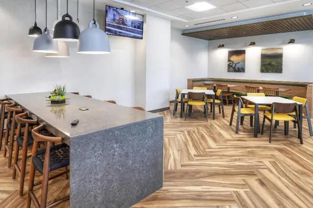 Fairfield Inn & Suites By Marriott Ottawa Airport