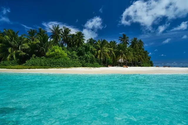 The Halcyon Private Isles Maldives, Autograph Col