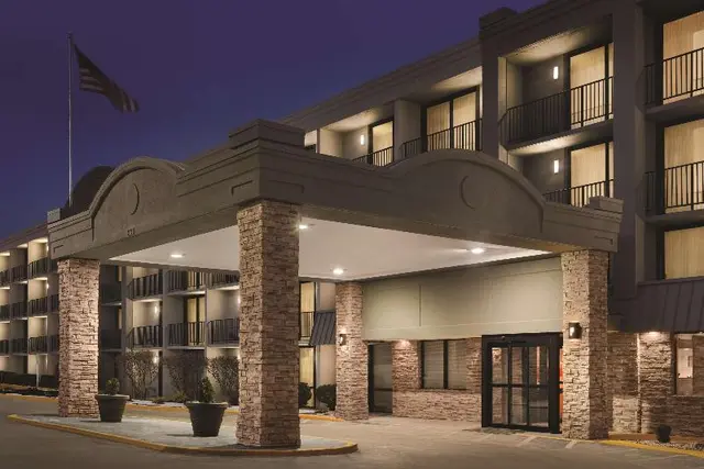 Country Inn & Suites by Radisson, Erlanger - CS