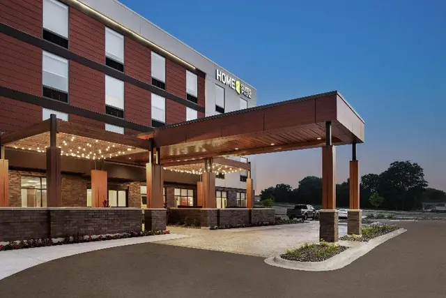 Home2 Suites Madison Alliant Energy Ctr
