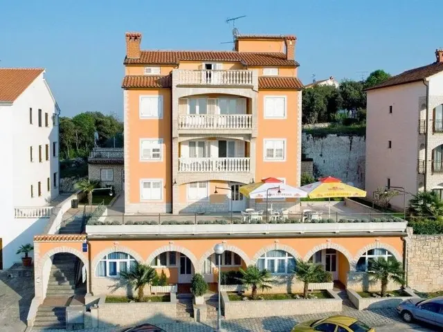 Apartments Valentin Vrsar