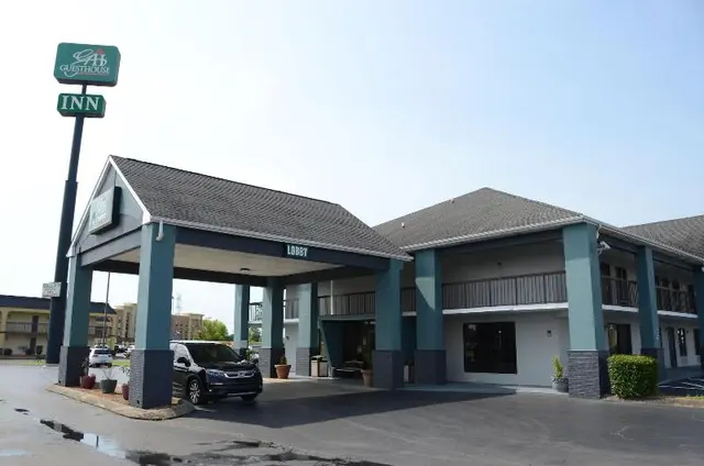 GuestHouse Clarksville