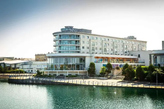 Waterfront Hotel Southport