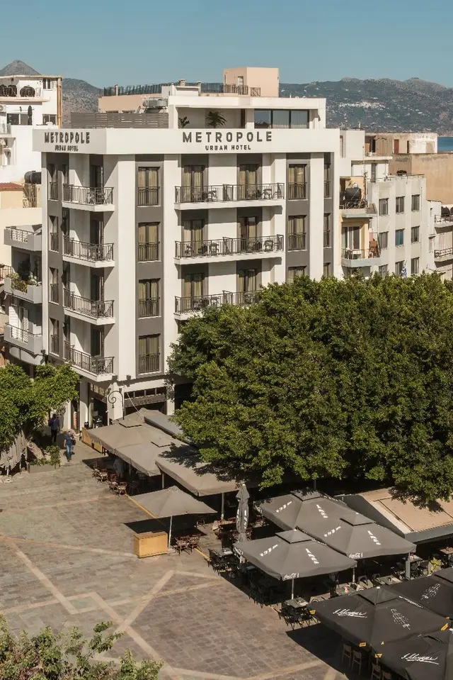 Metropole Urban Hotel