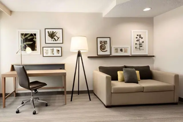 Country Inn & Suites By Radisson Chippewa Falls Wi