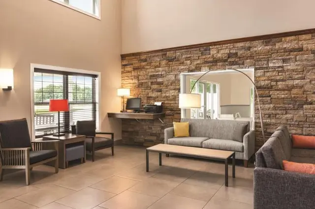 Country Inn & Suites By Radisson, Buffalo, Mn