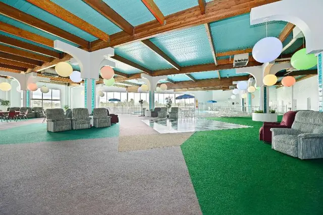 Twin City Inn & Suites