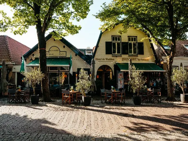 Westcord Hotel De Wadden