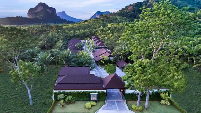 De Malee Pool Villa
