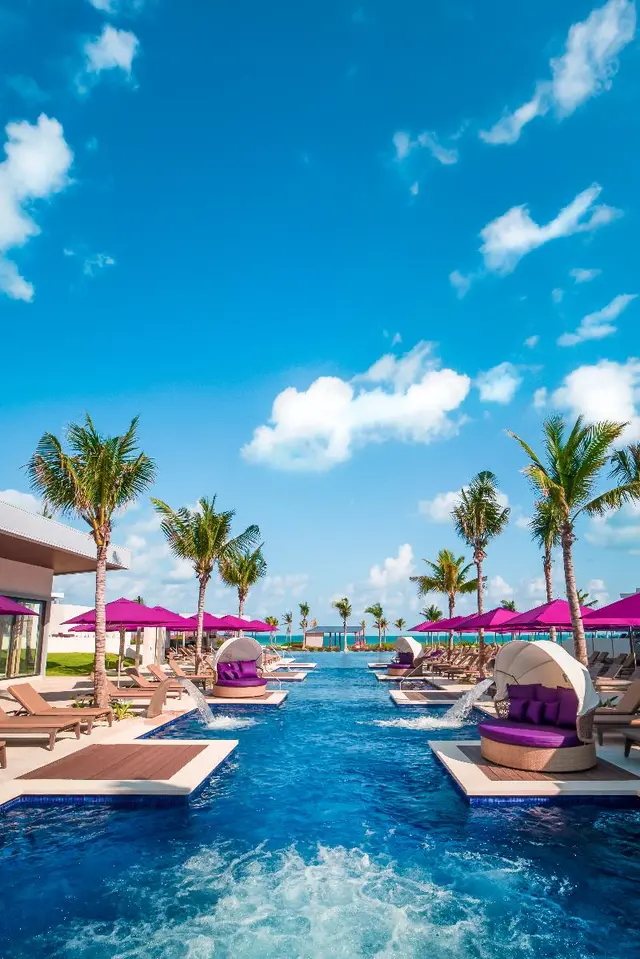 Planet Hollywood Cancun by Royalton