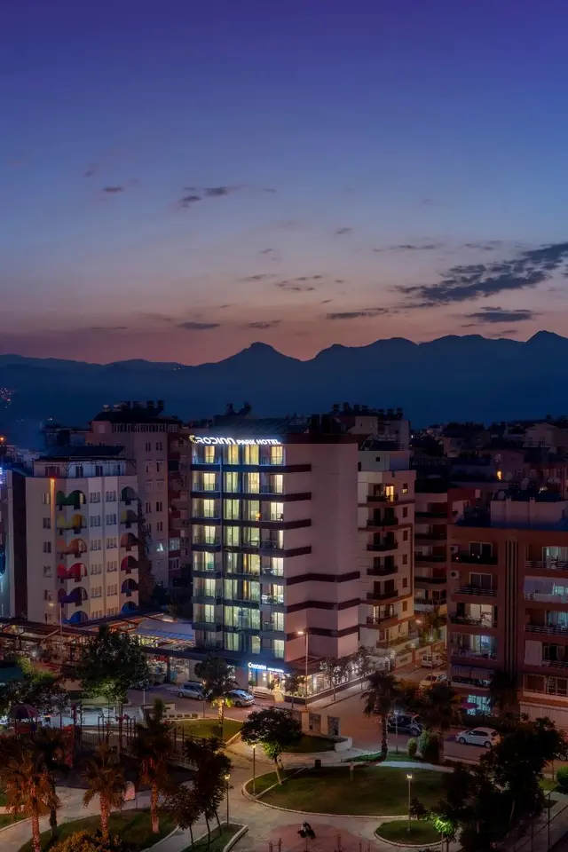 Rodinn Park Hotel