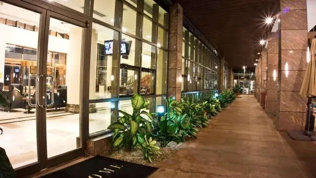 Tang Palace Hotel