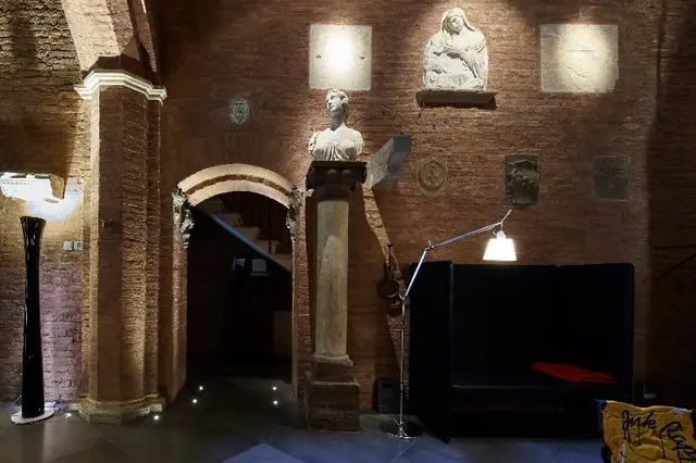 Palazzetto Rosso