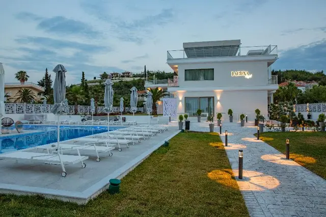 Laguna Resort