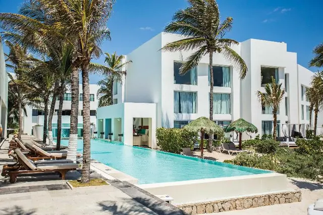 Grand Oasis Riviera