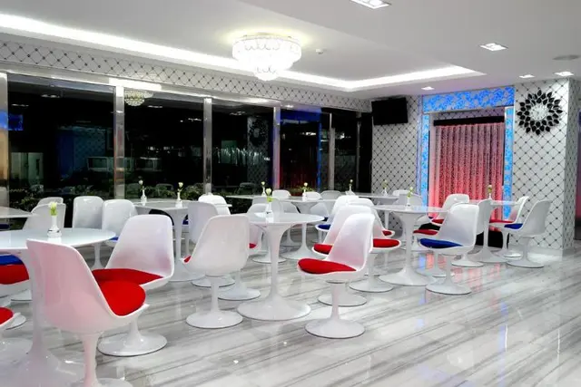 Top High Airport Link Hotel