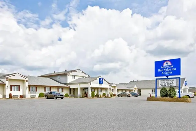 Home Suites - River Thief Falls