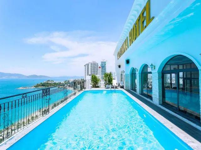 Daphovina Hotel