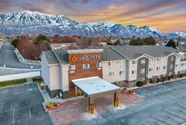 La Quinta Inn Suites By Wyndham North Orem
