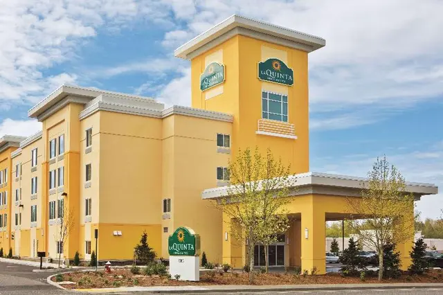 La Quinta Inn Suites By Wyndham Bellingham