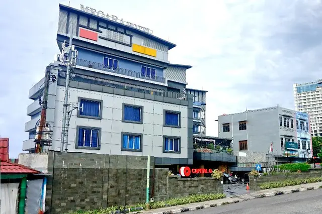 Megara Hotel