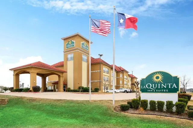 La Quinta Inn Suites Longview North