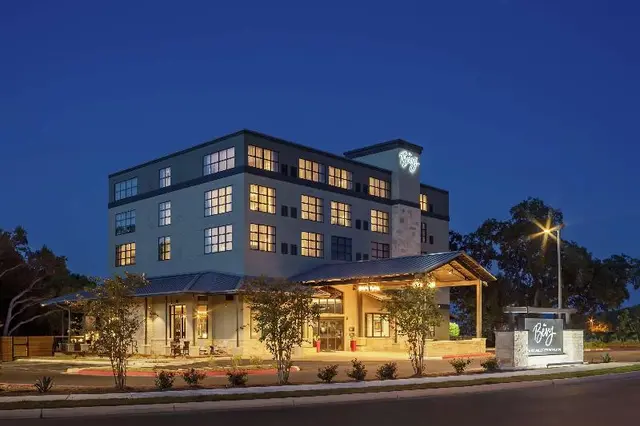 The Bevy Hotel Boerne - A Doubletree By Hilton