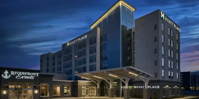 Hyatt Place Wilmington Riverfront 