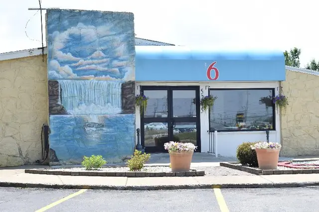 Motel 6 Hamburg, NY