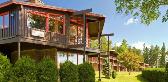 Lake House