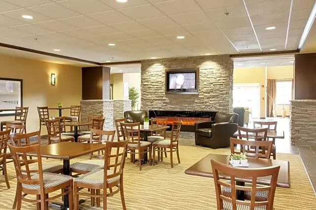 Pomeroy Inn Suites Vegreville