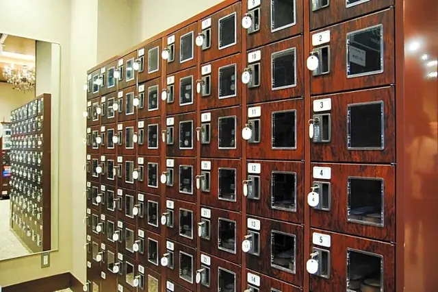 Capsule Hotel Anshin Oyado Tokyo Shimbashi