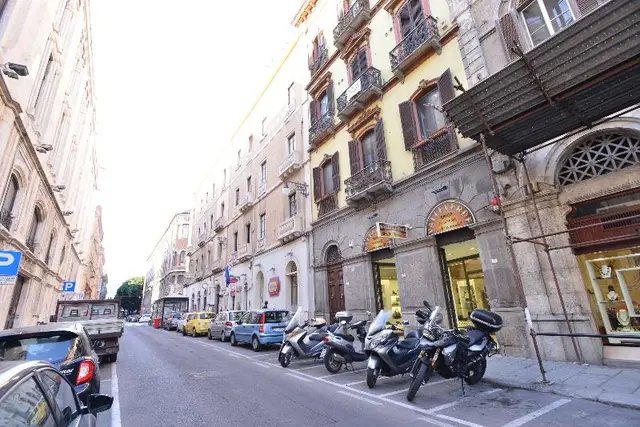IzzHome City Center Cozy