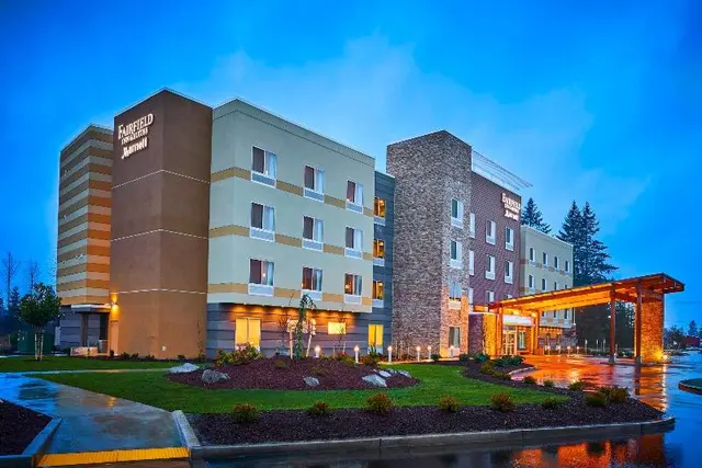 Fairfield Inn & Suites By Marriott Grand Mound Cen