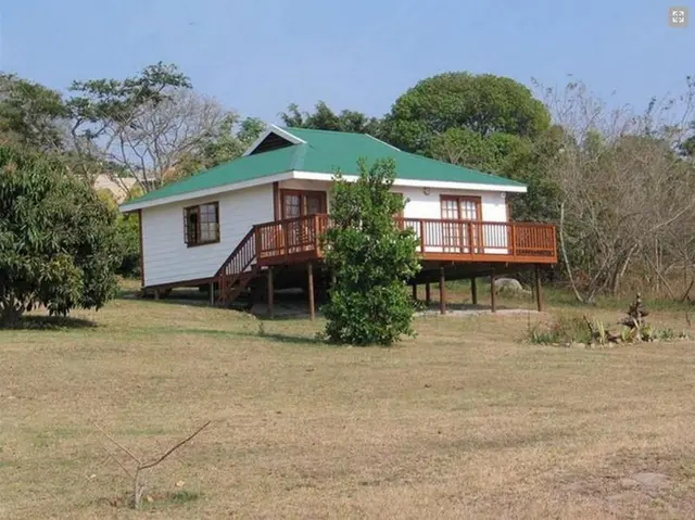 White House Lodge