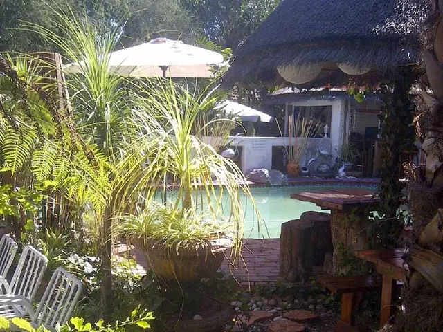 Golden Lantern Guest Lodge