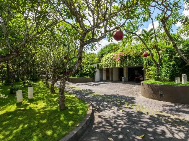 The Layar - Designer Villas and Spa
