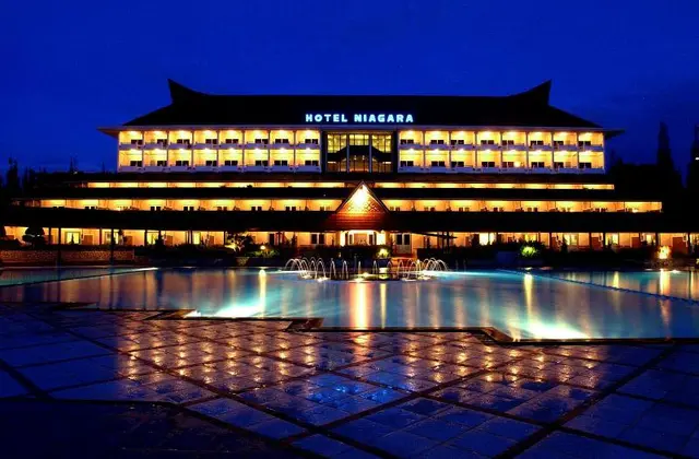 Hotel Niagara Parapat