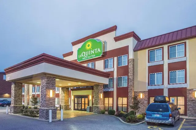 La Quinta Inn Suites O Fallon Il St Louis