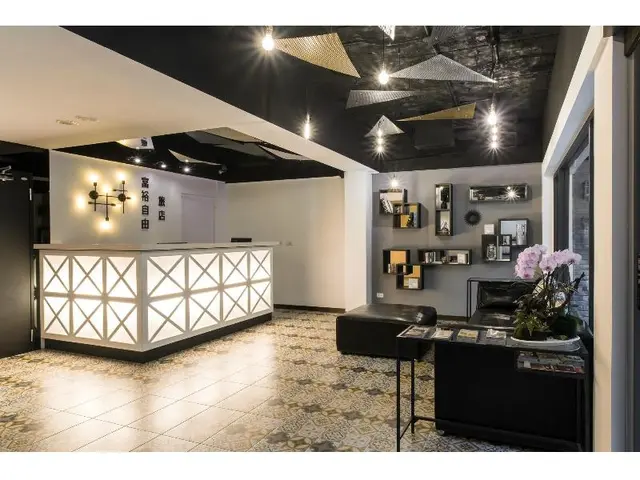 RF Hotel - Lin Sen