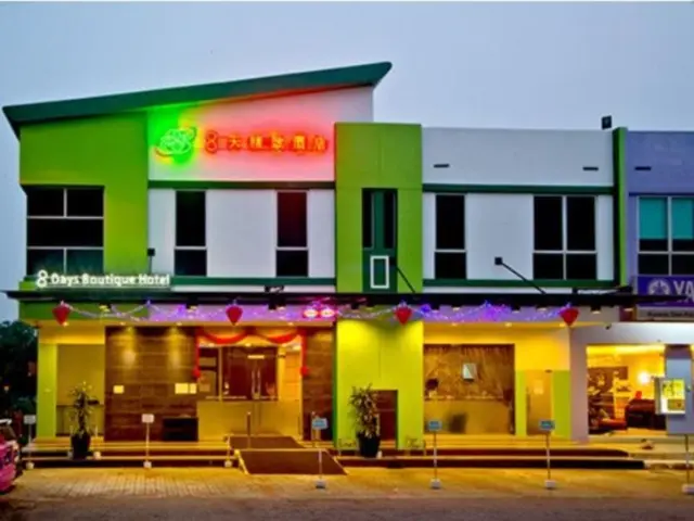 Eight Days Boutique Hotel @ Impian Emas Skudai