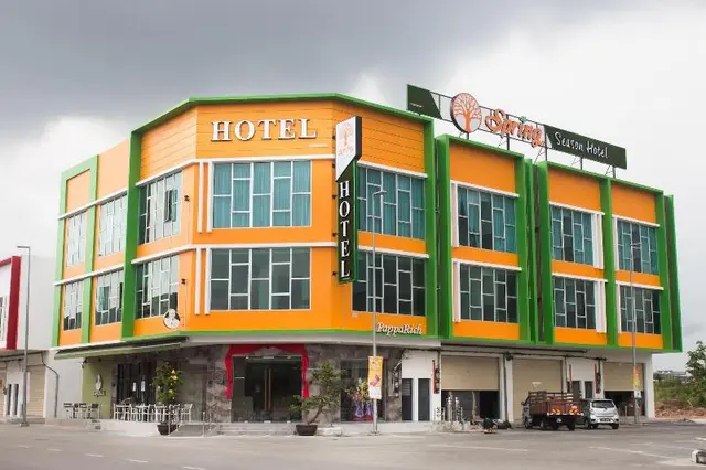 Spring Season Hotel