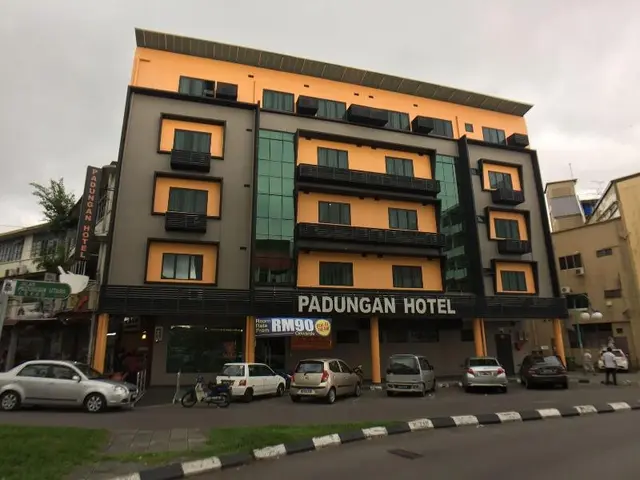 Padungan Hotel