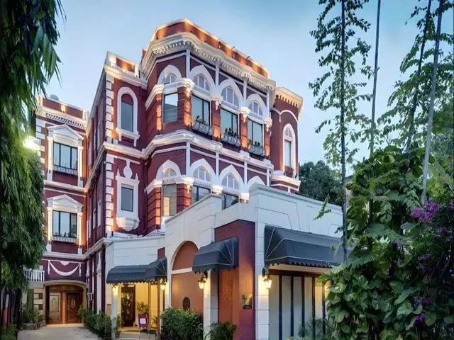 The Astor Hotel Kolkata